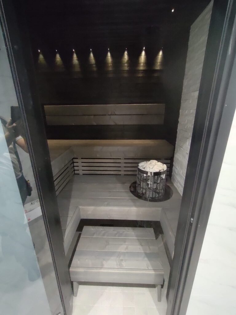 Omakotitalon Saunaremontti Tuusula