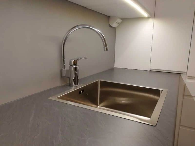 Välitilan hartsipinnoitus espoo